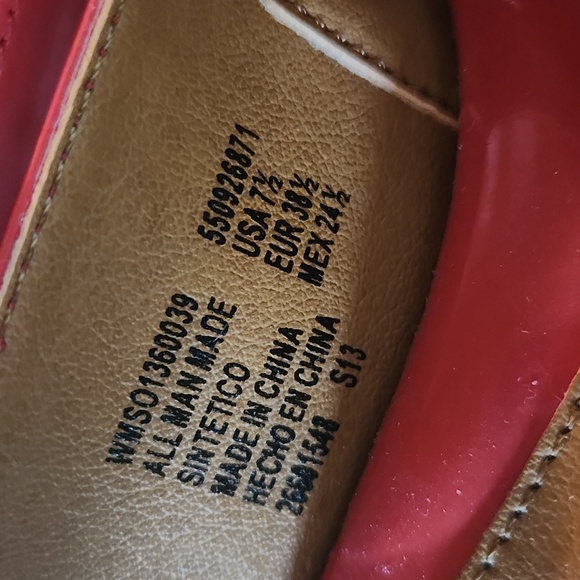 Solos by Softspots Red Heels - Picture 3 of 12